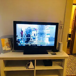 verificați disponibilitatea