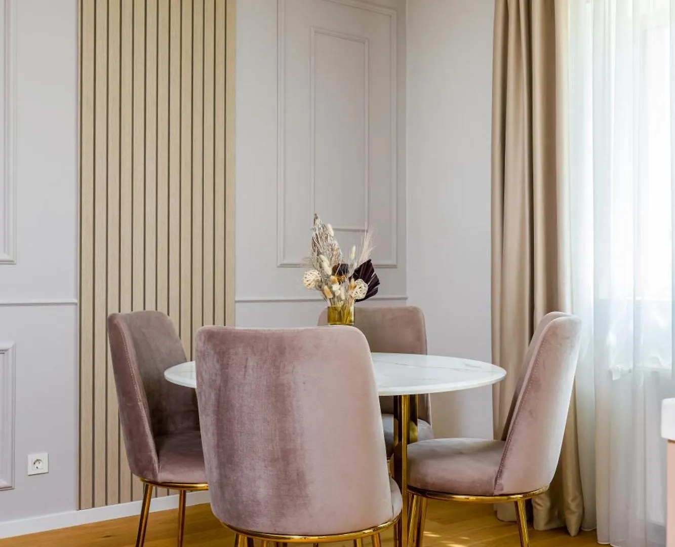 Mido Aviatie Park Apartments With Private Parking & Self Check-In Bucureşti