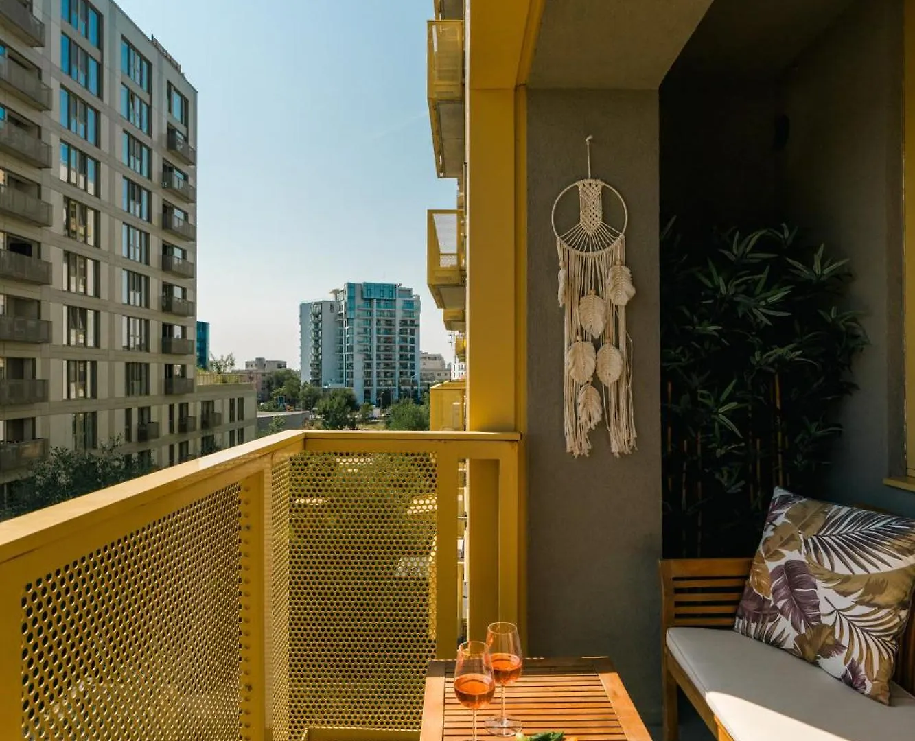 Mido Aviatie Park Apartments With Private Parking & Self Check-In Bucureşti